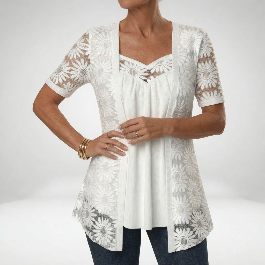 Prudence™ — Blouse blanche dentelle manches courtes élégance féminine