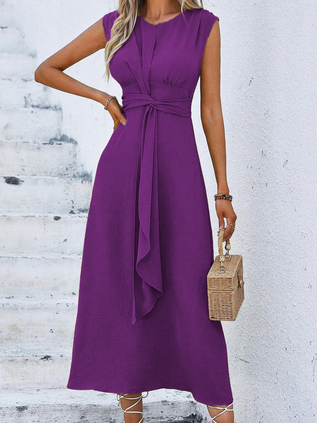 Éva – Robe midi fluide à taille ajustable