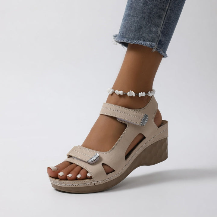 Isaure™ – Wedge estival, légèreté colorée