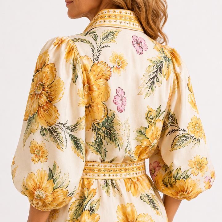 Chantal – Robe chemise fleurie à taille ceinturée