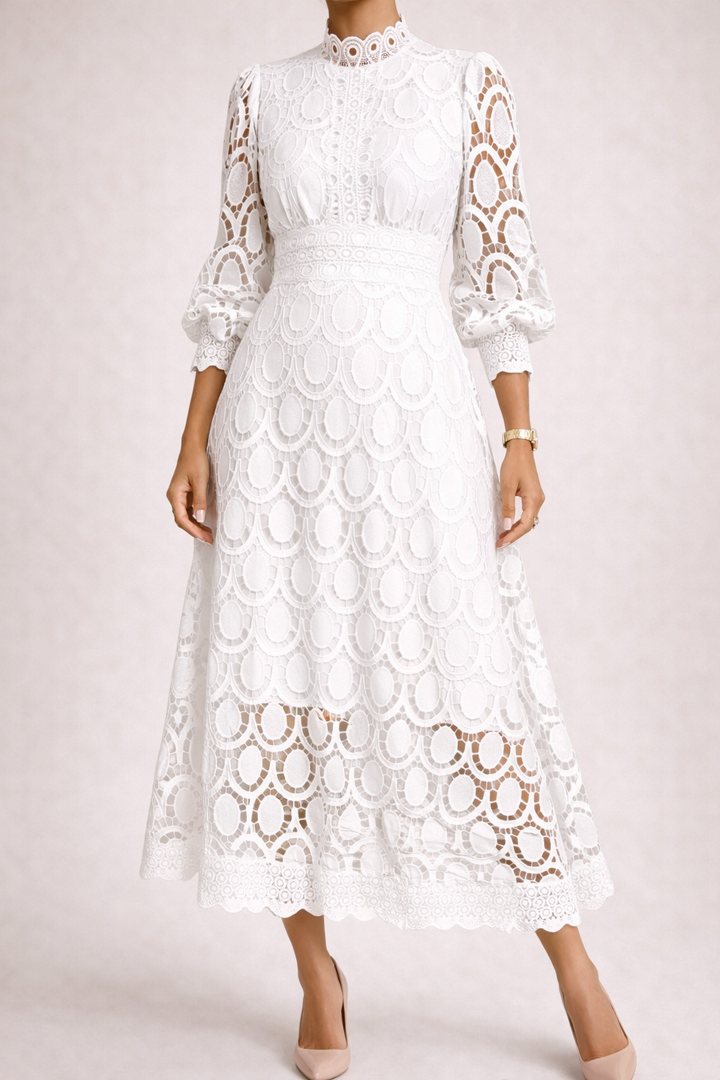 Sophie — Robe en dentelle structurée