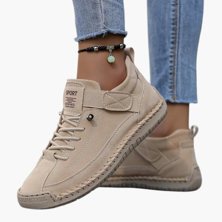 Soléna™ – Les sneakers légères qui subliment votre confort au quotidien