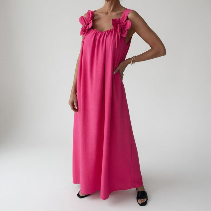 Sévrine™ — Robe maxi fluide à épaules fleuries élégance estivale naturelle