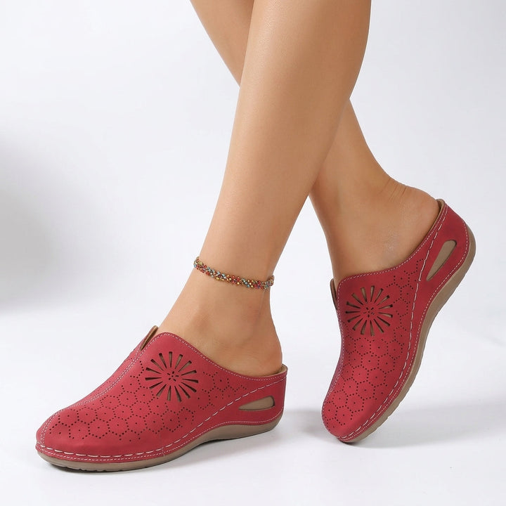 Floralie™ — Mule ajourée fleurie confort naturel quotidien