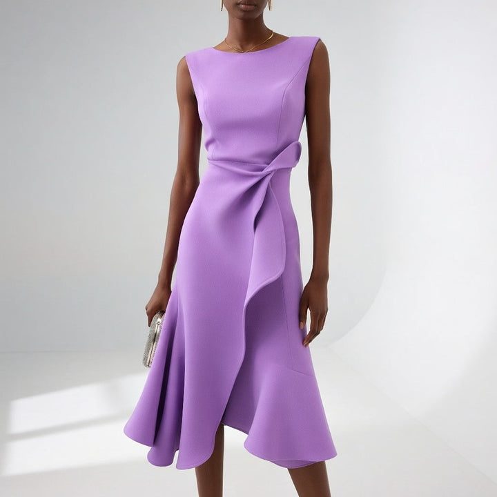 Léonise™ — Robe structurée élégance sculptante moderne