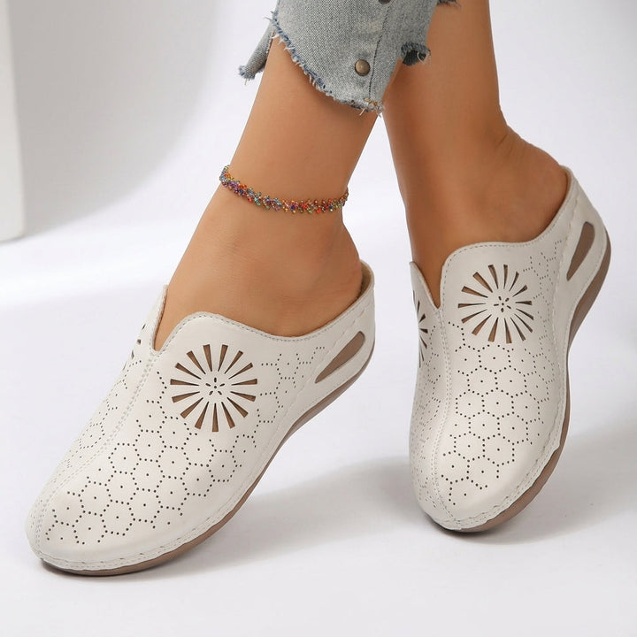 Floralie™ — Mule ajourée fleurie confort naturel quotidien