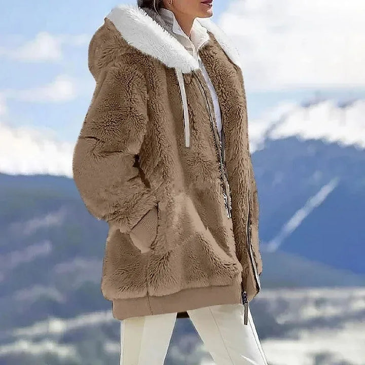 Aléana™ – La veste d’hiver élégante et chaude avec capuche et fermeture éclair