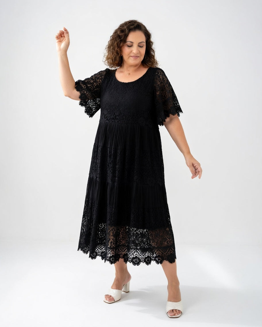 Clarisse™ — Robe midi élégante à dentelle délicate